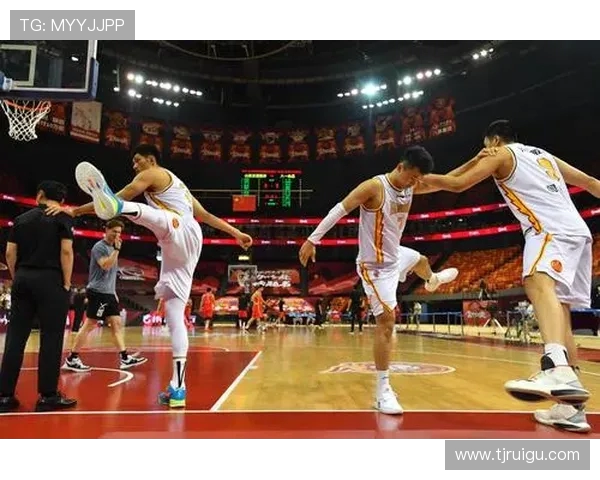 CBA八一对阵山东精彩直播回顾与赛后分析全程解读