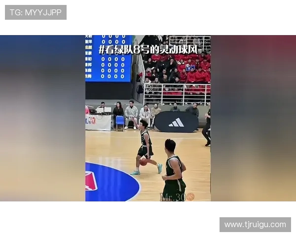 中国女篮勇战加美队全力争胜展现巾帼风采与篮球魅力